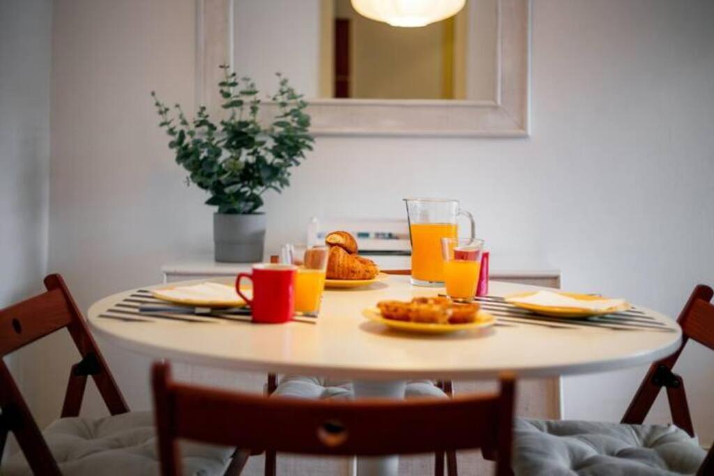 Balcony Apartment In Lisbon Center Buitenkant foto
