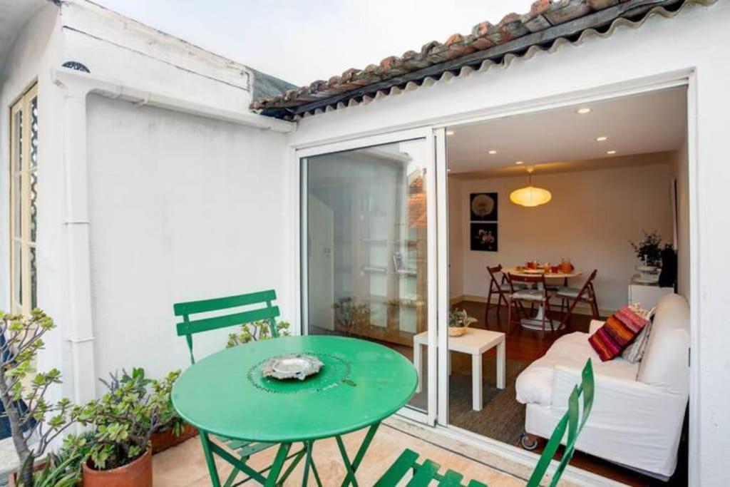 Balcony Apartment In Lisbon Center Buitenkant foto