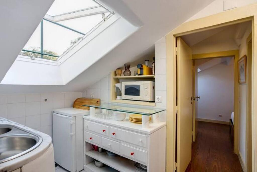 Balcony Apartment In Lisbon Center Buitenkant foto